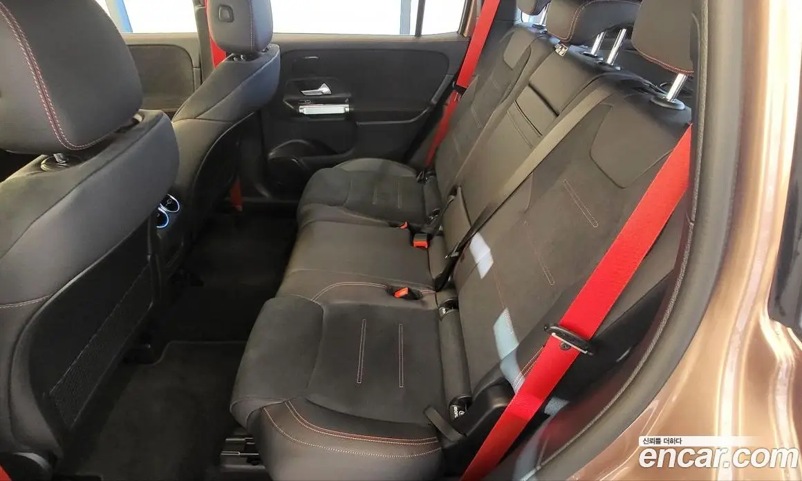 Mercedes-Benz GLB-Class 2022 2.0 АКПП, фото 13