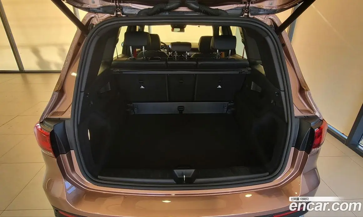 Mercedes-Benz GLB-Class 2022 2.0 АКПП, фото 17