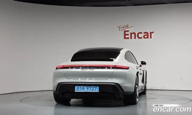 Porsche Taycan 2023 0.1 АКПП, миниатюра 3