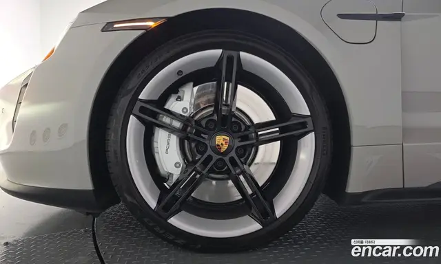 Porsche Taycan 2023 0.1 АКПП, миниатюра 4