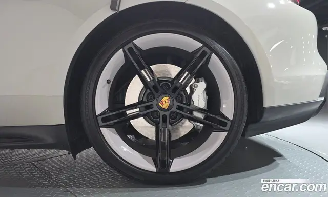 Porsche Taycan 2023 0.1 АКПП, миниатюра 6