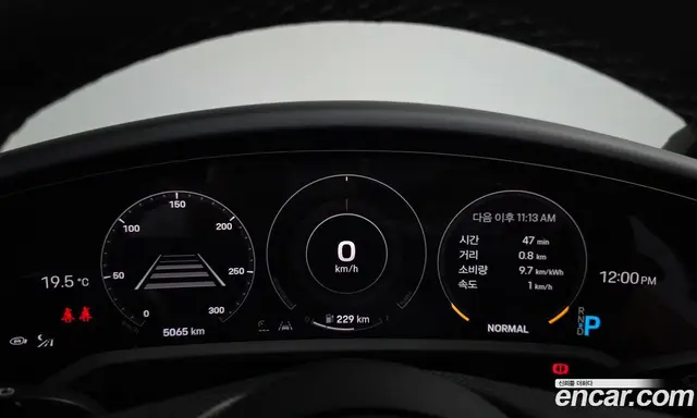 Porsche Taycan 2023 0.1 АКПП, миниатюра 10