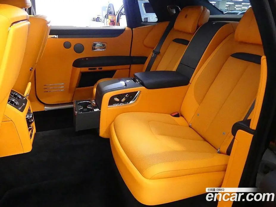 Rolls-Royce Ghost 2024 6.7 АКПП, фото 10