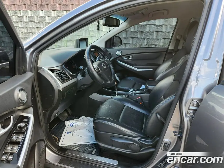 SsangYong Korando 2014 2.0 АКПП, фото 10 SsangYong Korando 2014 2.0 АКПП, фото 10
