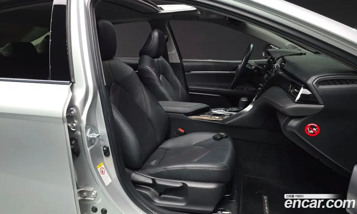 Toyota Camry 2017 2.5 АКПП, фото 17