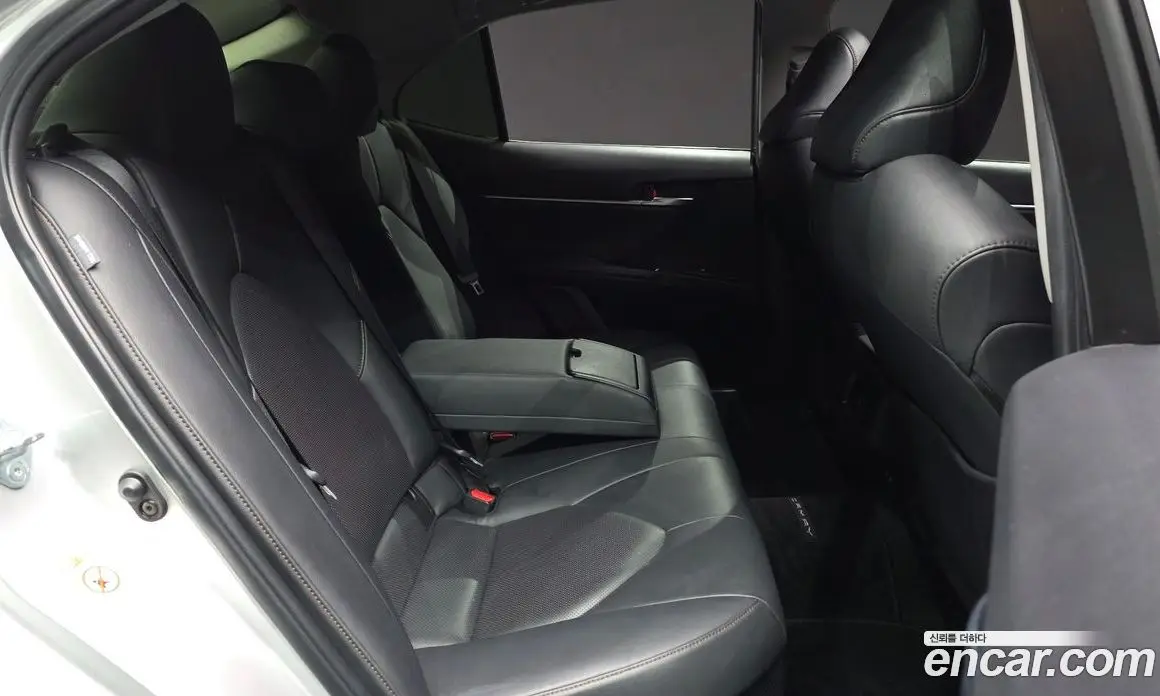 Toyota Camry 2017 2.5 АКПП, фото 18