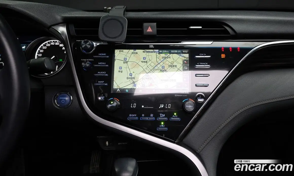 Toyota Camry 2017 2.5 АКПП, фото 20