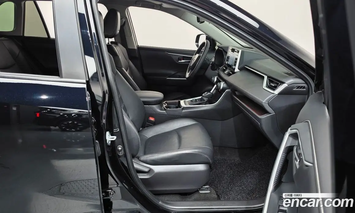 Toyota RAV4 2021 2.5 АКПП, фото 16