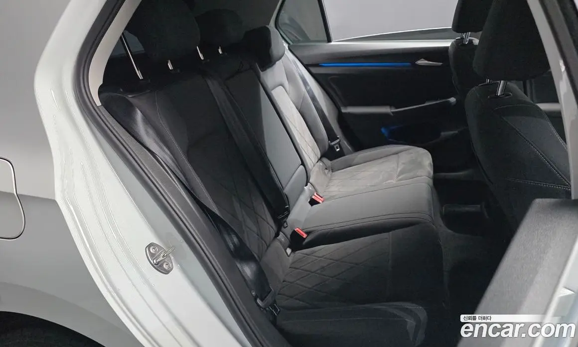 Volkswagen Golf 2022 2.0 АКПП, фото 17