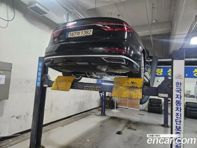 Audi A8 2021 3.0 АКПП, миниатюра 2