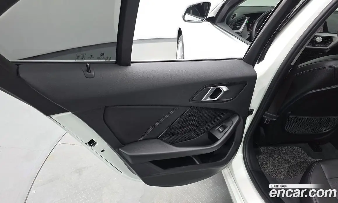 BMW 1 серия 2021 2.0 АКПП, фото 15