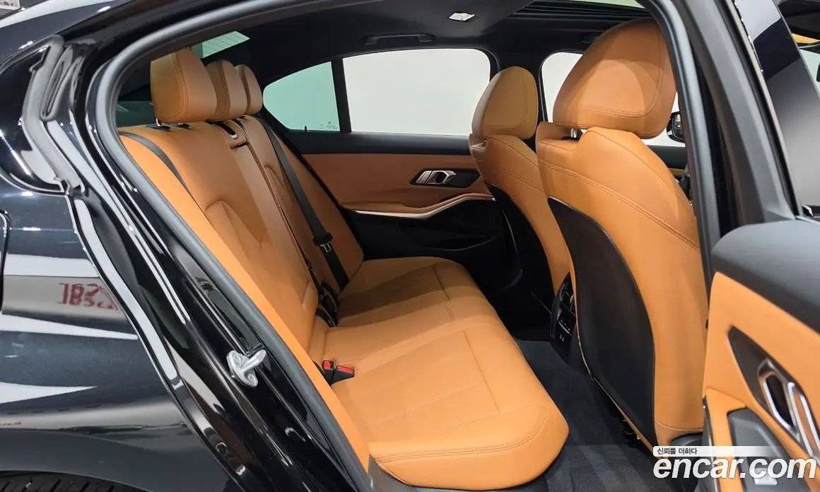 BMW 3 серия 2024 2.0 АКПП, фото 17