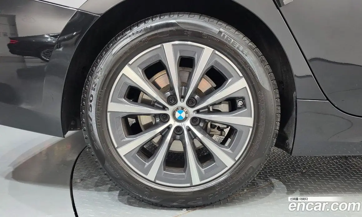 BMW 3 серия 2024 2.0 АКПП, фото 5