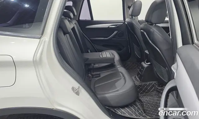 BMW X1 2018 2.0 АКПП, миниатюра 11