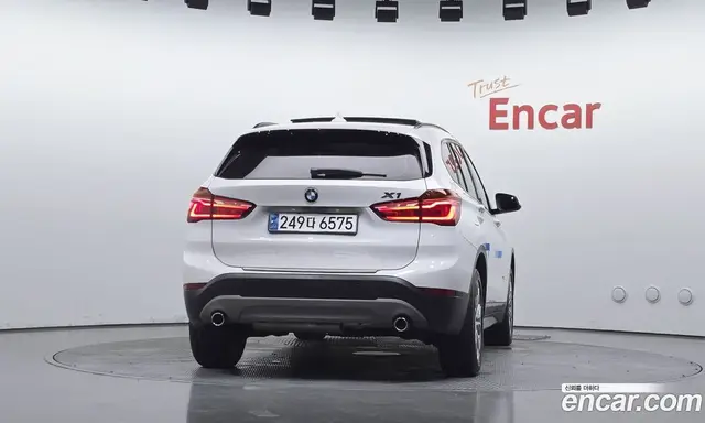 BMW X1 2018 2.0 АКПП, миниатюра 4