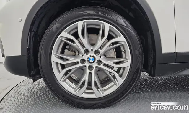 BMW X1 2018 2.0 АКПП, миниатюра 5
