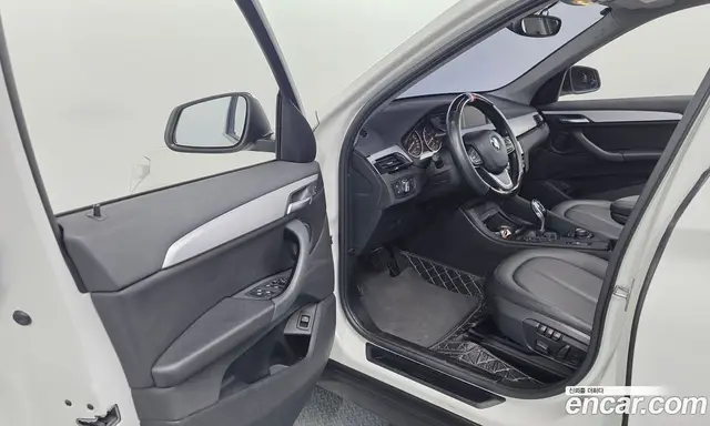 BMW X1 2018 2.0 АКПП, миниатюра 10