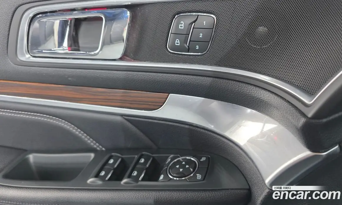 Ford Explorer 2018 2.3 АКПП, фото 12