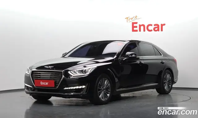 Genesis EQ900, 2016, 208 418 км