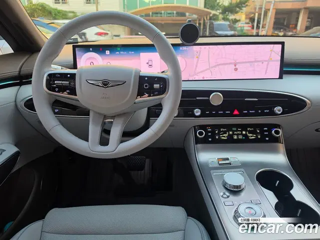 Genesis GV70 2026 2.5 АКПП, миниатюра 12