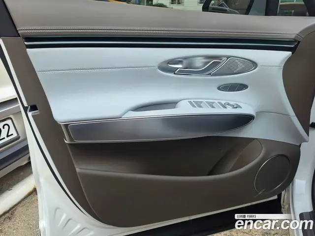 Genesis GV70 2026 2.5 АКПП, миниатюра 8 Genesis GV70 2026 2.5 АКПП, миниатюра 8