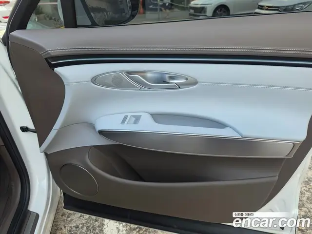 Genesis GV70 2026 2.5 АКПП, миниатюра 9 Genesis GV70 2026 2.5 АКПП, миниатюра 9