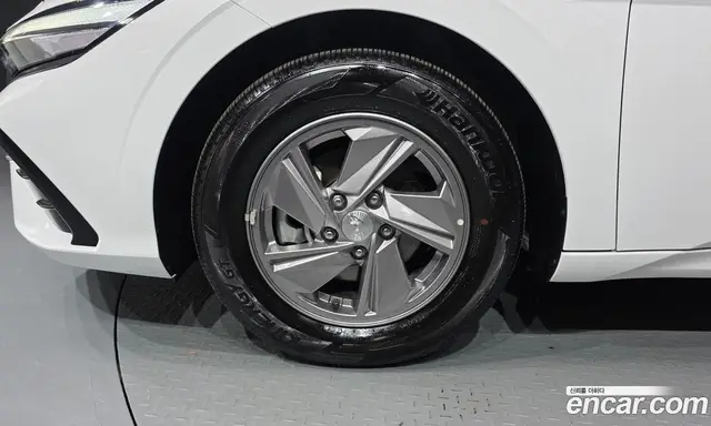 Hyundai Avante 2024 1.6 АКПП, миниатюра 5