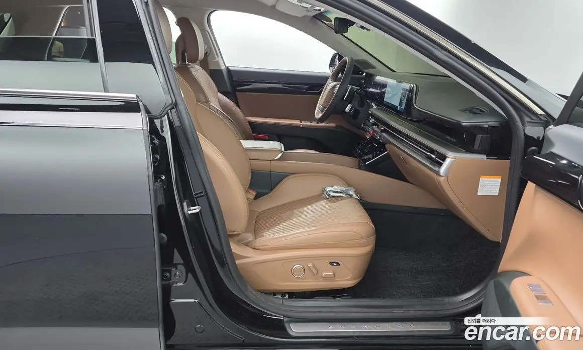 Hyundai Grandeur 2023 1.6 АКПП, фото 16
