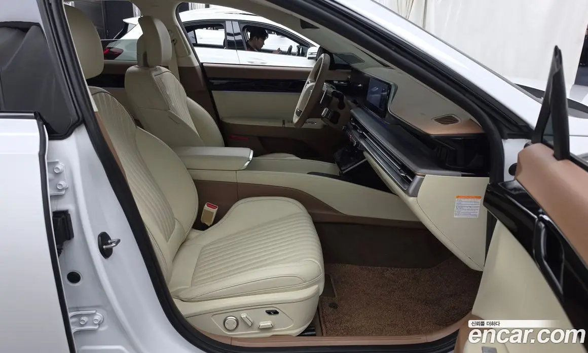 Hyundai Grandeur 2025 1.6 АКПП, фото 17
