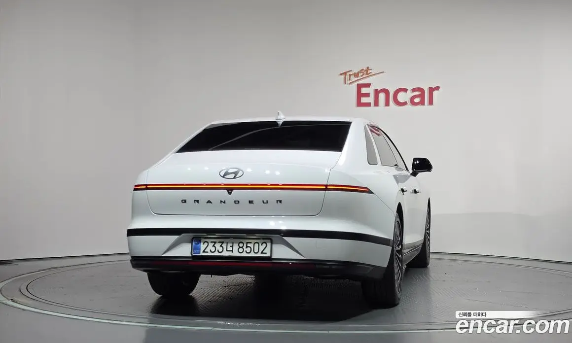 Hyundai Grandeur 2025 1.6 АКПП, фото 4