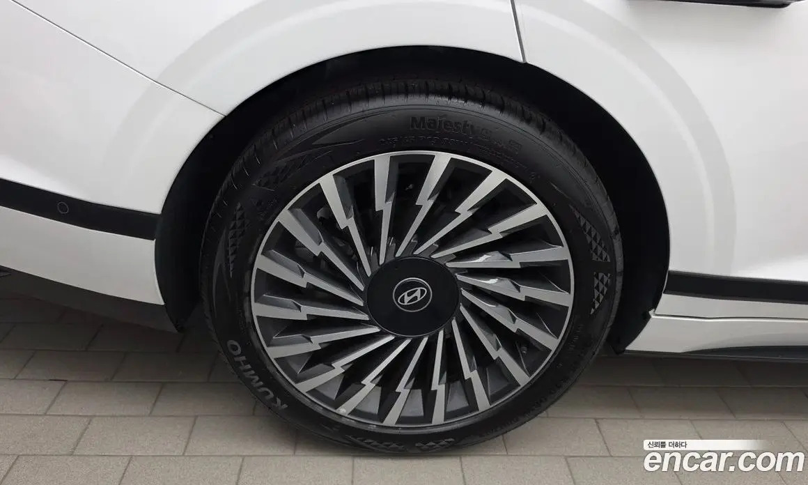 Hyundai Grandeur 2025 1.6 АКПП, фото 5