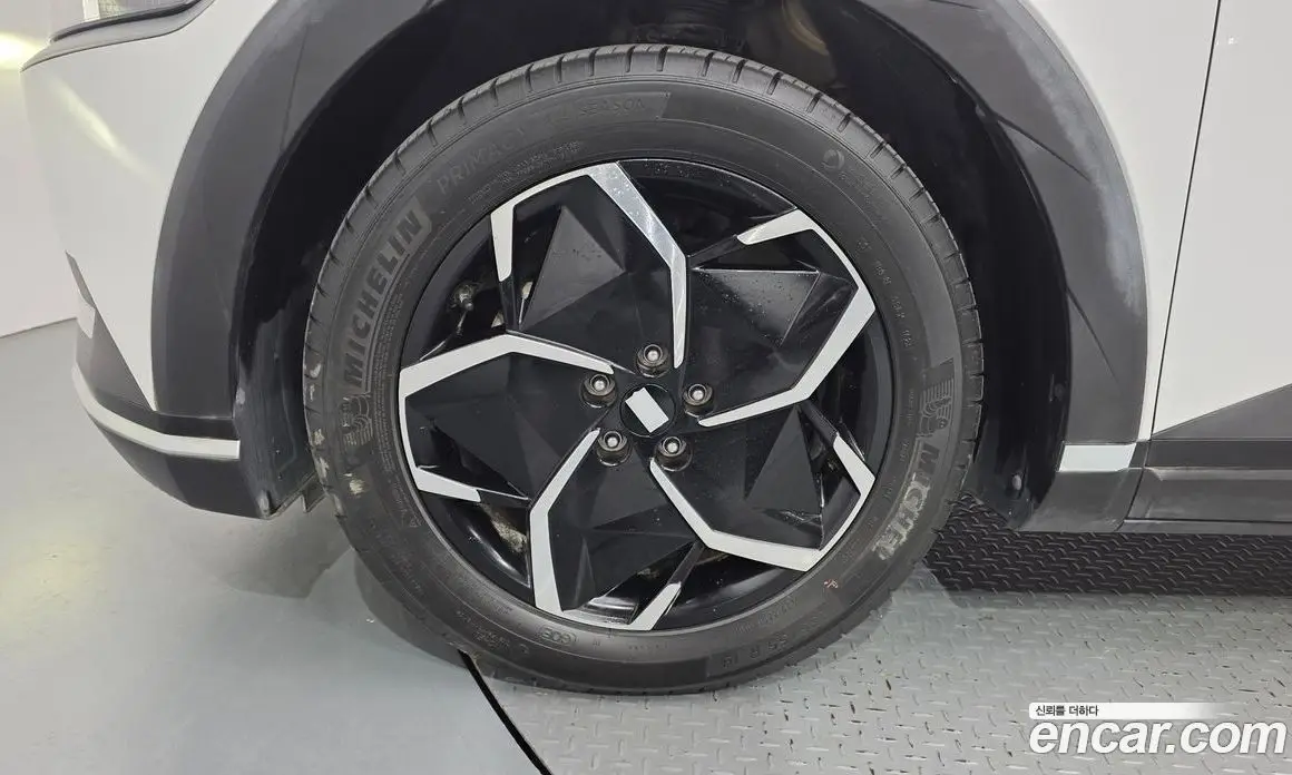 Hyundai Ioniq 5 2023 0.1 АКПП, фото 5