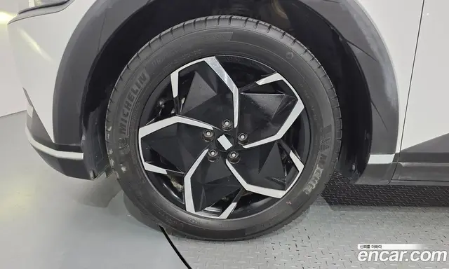 Hyundai Ioniq 5 2023 0.1 АКПП, миниатюра 5