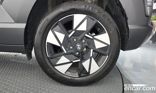 Hyundai Kona 2024 1.6 АКПП, миниатюра 7