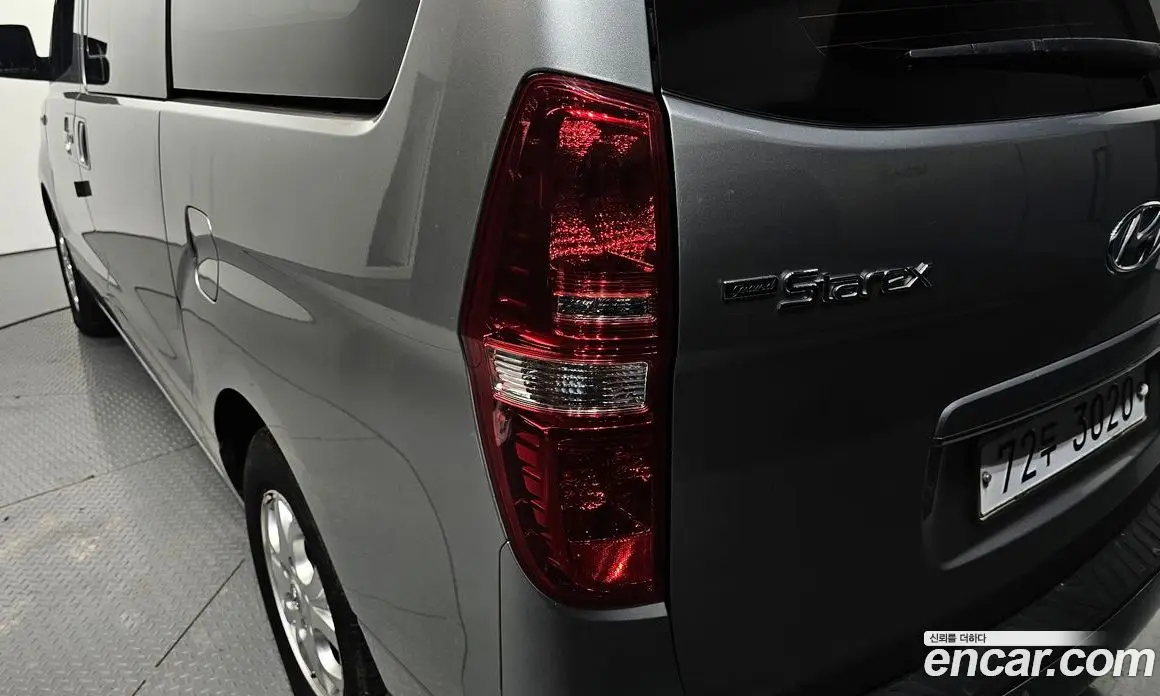 Hyundai Starex 2012 2.5 АКПП, фото 9
