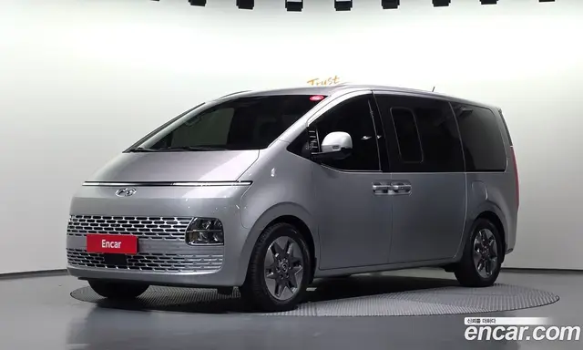 Hyundai Staria, 2023, 25 734 км
