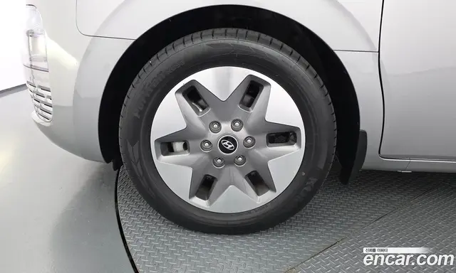 Hyundai Staria 2023 2.2 АКПП, миниатюра 5