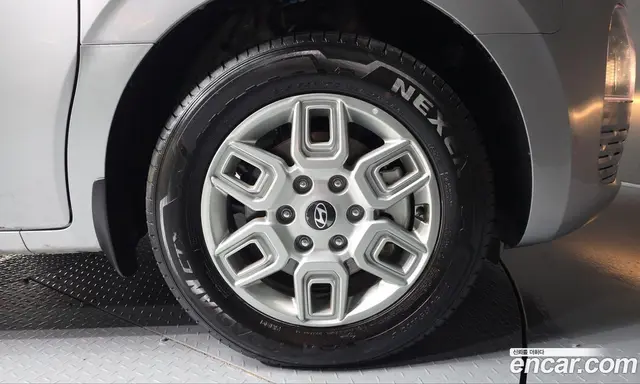 Hyundai Staria 2025 1.6 АКПП, миниатюра 6