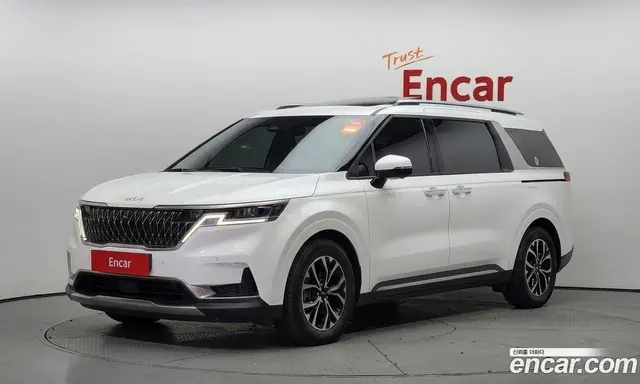 Kia Carnival, 2022, 129 693 км