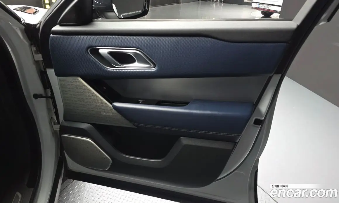 Land Rover Range Rover Velar 2017 3.0 АКПП, фото 13