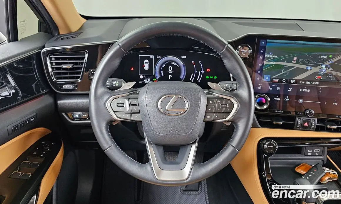 Lexus NX 2023 2.5 АКПП, фото 20