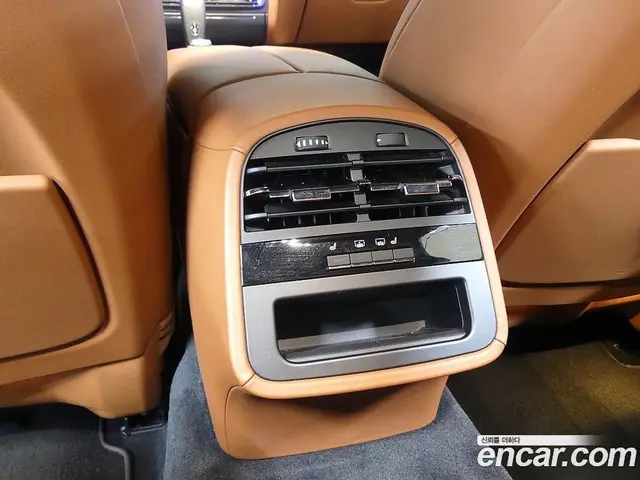 Maserati Quattroporte 2019 3.0 АКПП, миниатюра 5