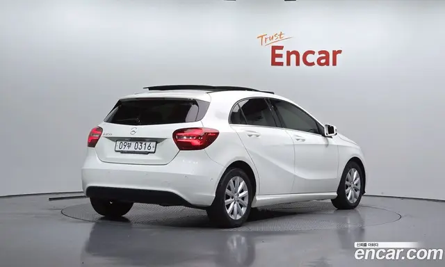 Mercedes-Benz A-Class 2016 1.6 АКПП, миниатюра 2