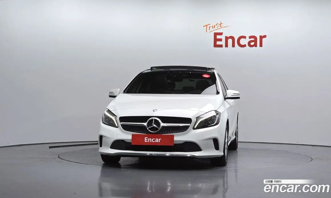 Mercedes-Benz A-Class 2016 1.6 АКПП, фото 3