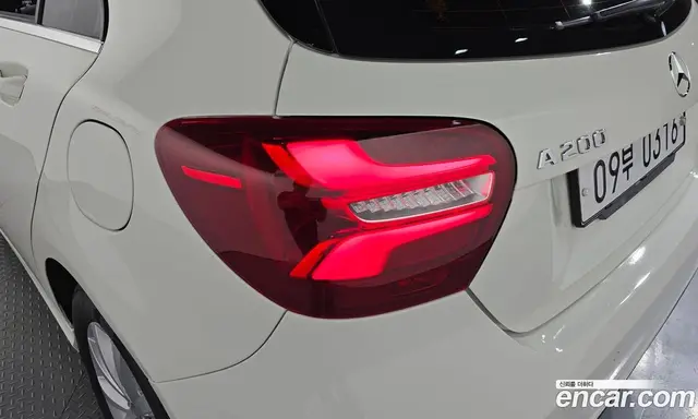Mercedes-Benz A-Class 2016 1.6 АКПП, миниатюра 9