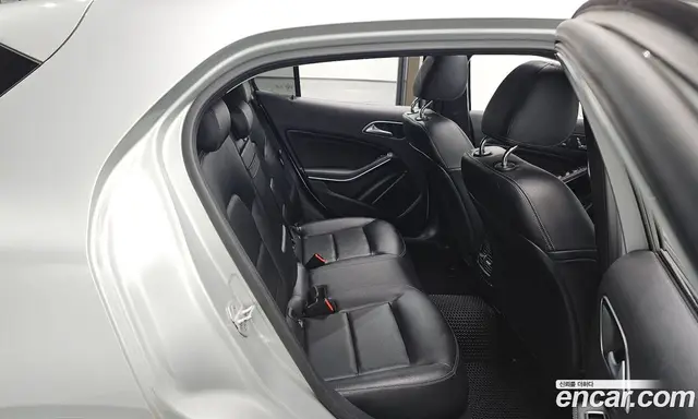 Mercedes-Benz GLA-Class 2017 2.0 АКПП, миниатюра 11 Mercedes-Benz GLA-Class 2017 2.0 АКПП, миниатюра 11
