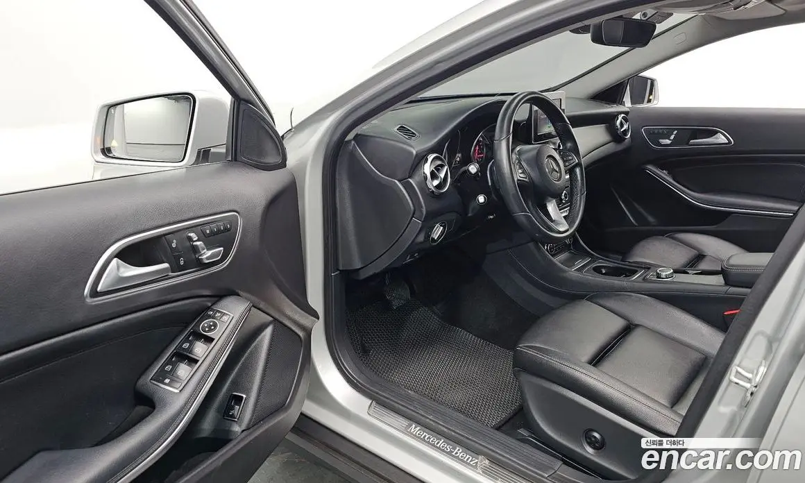 Mercedes-Benz GLA-Class 2017 2.0 АКПП, фото 12 Mercedes-Benz GLA-Class 2017 2.0 АКПП, фото 12