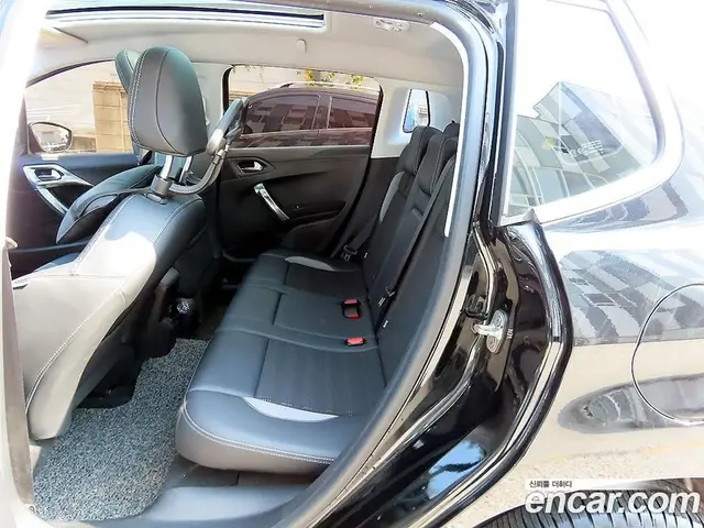 Peugeot 2008 2015 1.6 АКПП, миниатюра 6