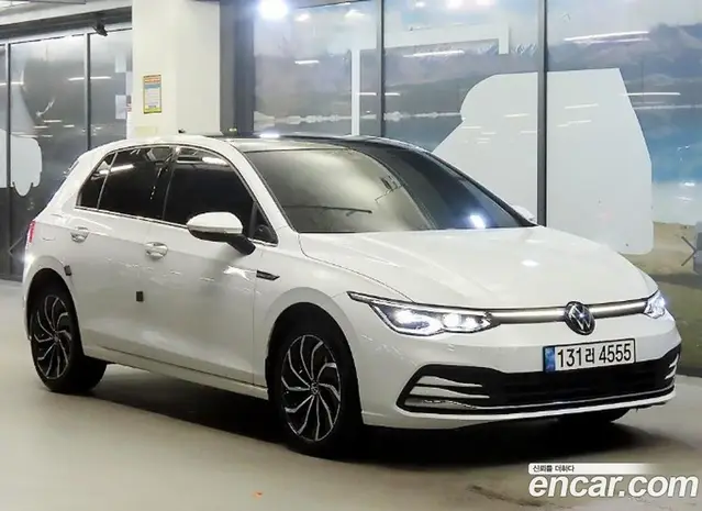 Volkswagen Golf, 2023, 25 562 км