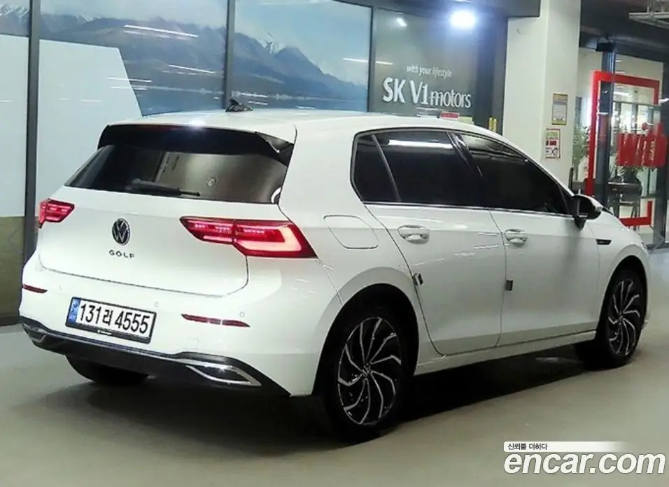 Volkswagen Golf 2023 2.0 АКПП, фото 4